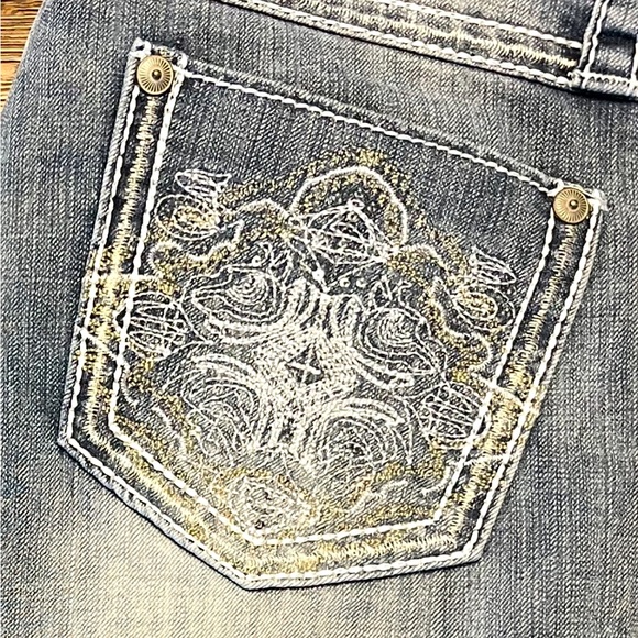 Cowgirl Up jeans 29x32 - Picture 9 of 9